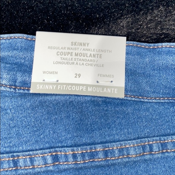H&M Stretch Denim - Picture 4 of 4